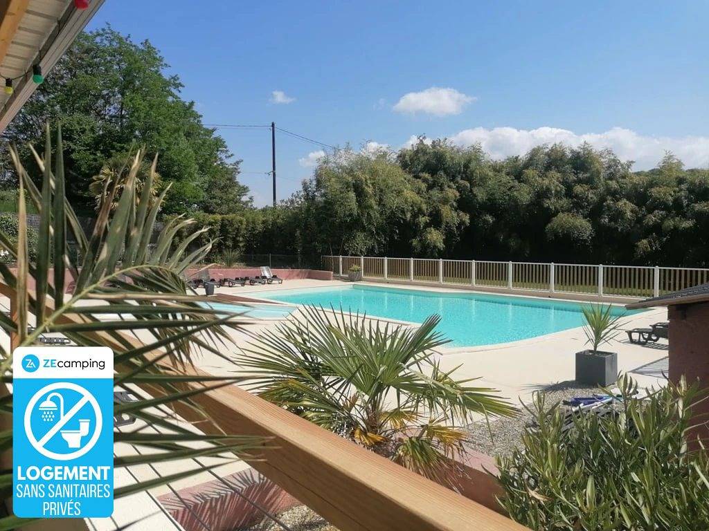 Zecamping 4 étoiles animé pataugeoire dog friendly tente Bbq 12m2 in Saint-Gaultier, Le Blanc und Umgebung
