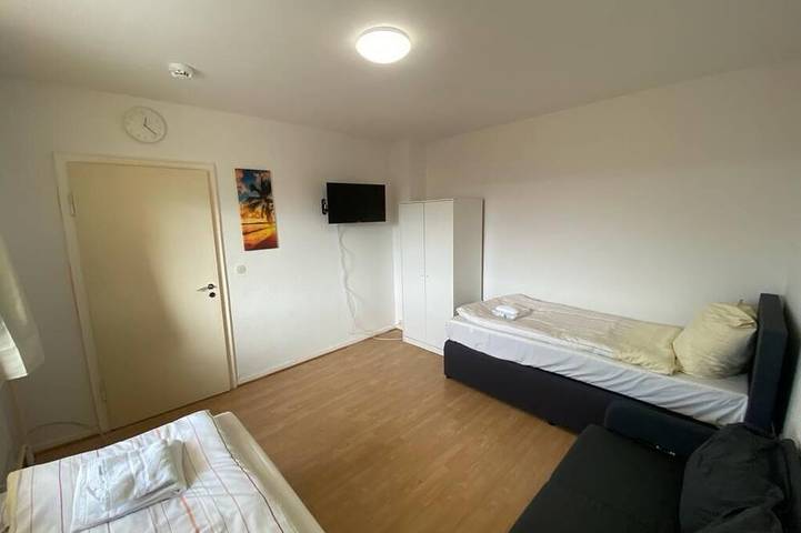 Sachsenring 85 - 2 Schlafzimmer mit Parkplatz in Neumünster, Schleswig-Holstein Binnenland
