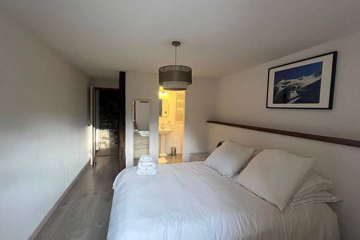 Gîte pour 2 personnes, avec piscine et jardin à Les Vigneaux - 3