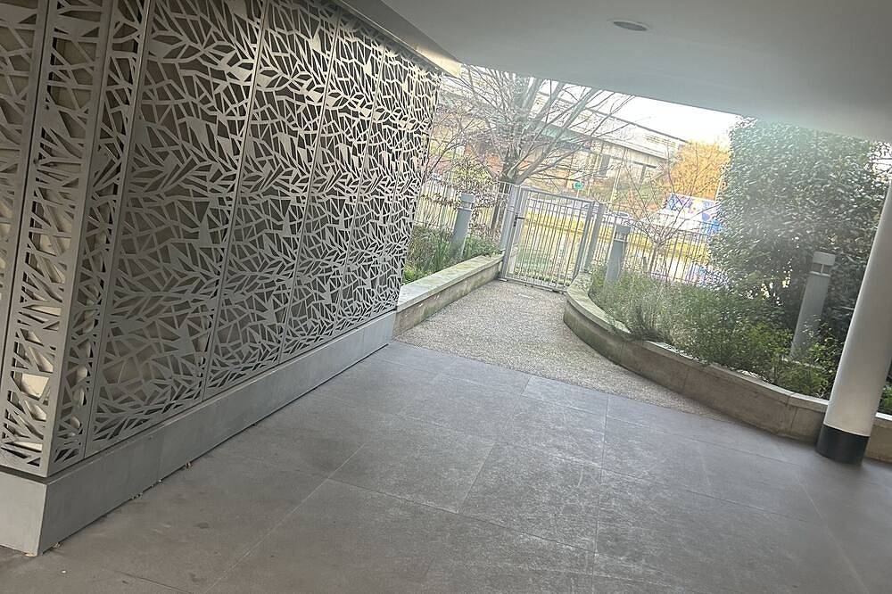 Entire apartment, Appartement Moderne vue sur Canal en Face du Stade de France in Aubervilliers, Seine-Saint-Denis