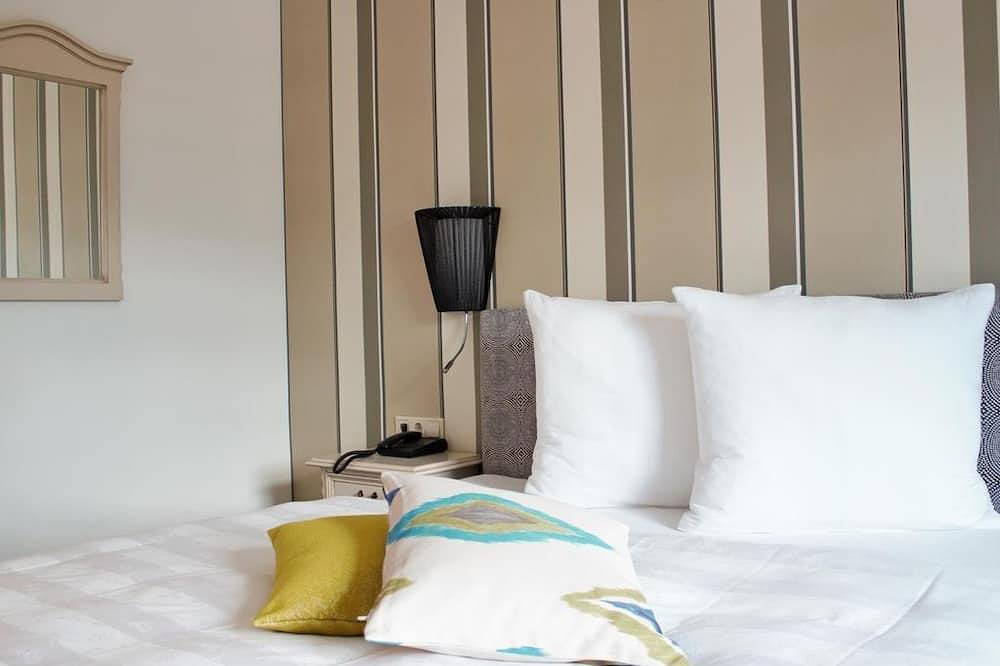 Doppelzimmer \"Komfort\" Vintage - Designhotel Die Hindenburg in Saalfelden, Saalfelden am Steinernen Meer