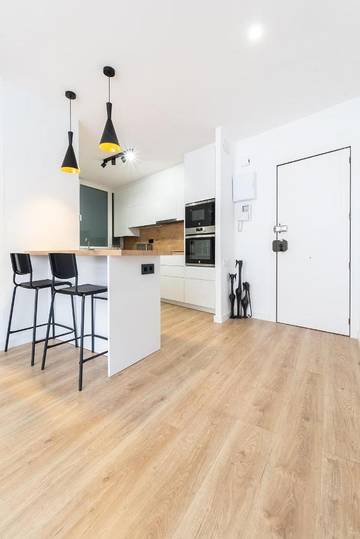 Gîte pour 8 personnes, avec balcon à Granollers