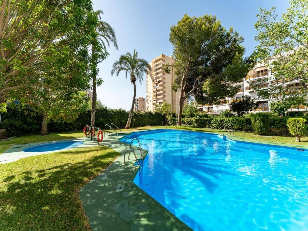 Apartamento entero, Studio in Aguadulce with Sea Views & Pool in Aguadulce, Roquetas de Mar