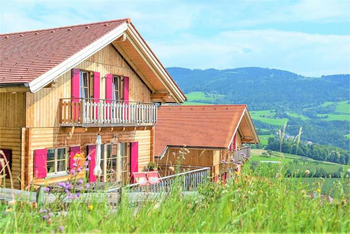 Ferienhaus für 6 Personen, mit Balkon und Terrasse sowie Garten und Sauna in Pöllauberg