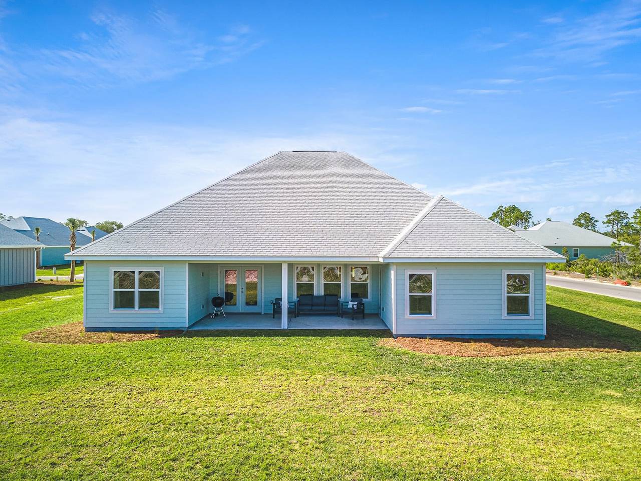 Sunset Shores Modern Oasis by the Sea in Highland View, Emerald Coast