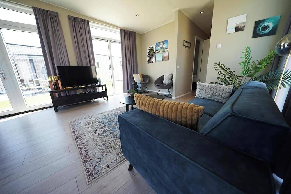 Chalet with 2 bedrooms and a terrace in Kampen, Lake Veluwe