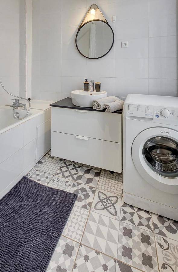 Appartement entier, T2 à 100m du centre - 10 min de Paris - 400m du lac et Casino d'Enghien - Gare d'Enghien à 10m in Enghien-les-Bains, Val-d'Oise