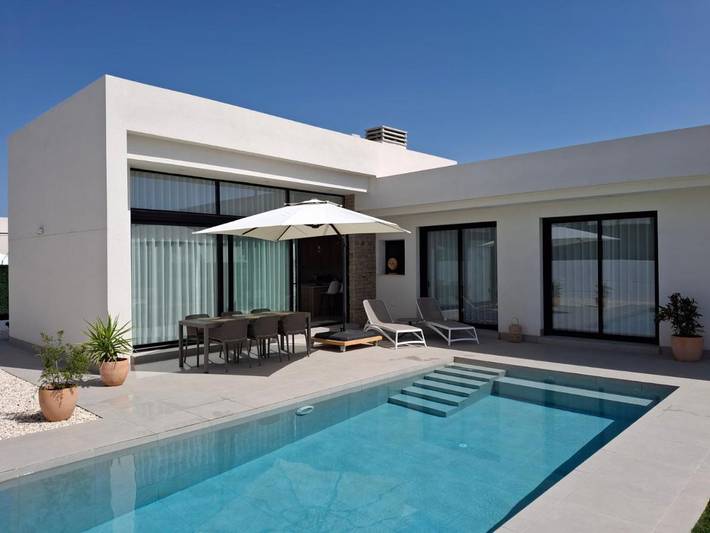 Location de vacances pour 6 personnes, avec Terrasse et Jardin ainsi que Piscine et Vue à Calasparra