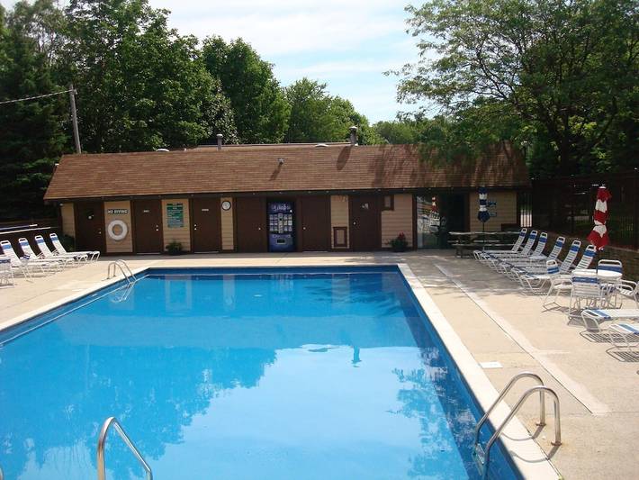 Vacation rental for 6 people, with balcony and pool in Seven Springs