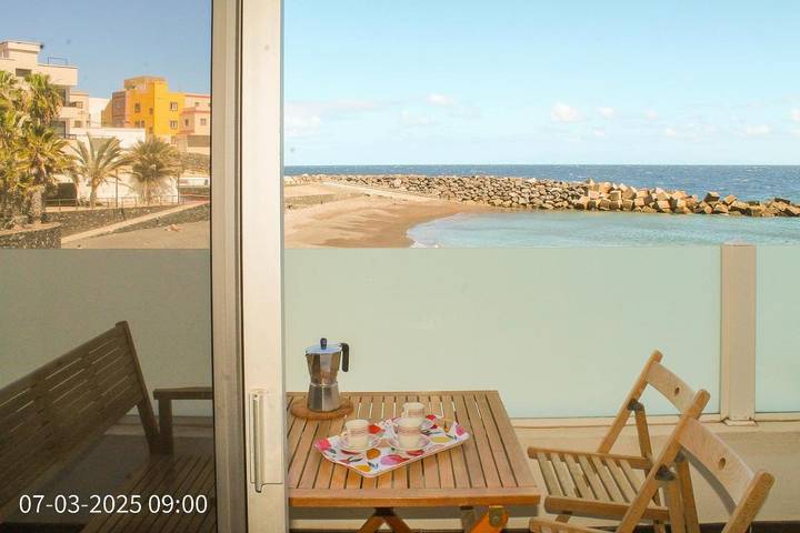 Apartamento para 4 personas, con Balcón además de Terraza y Vistas en Las Eras