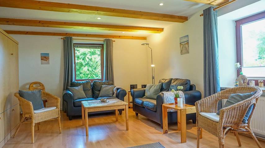 Ferienwohnung für 8 Personen, mit Garten in Katharinenheerd