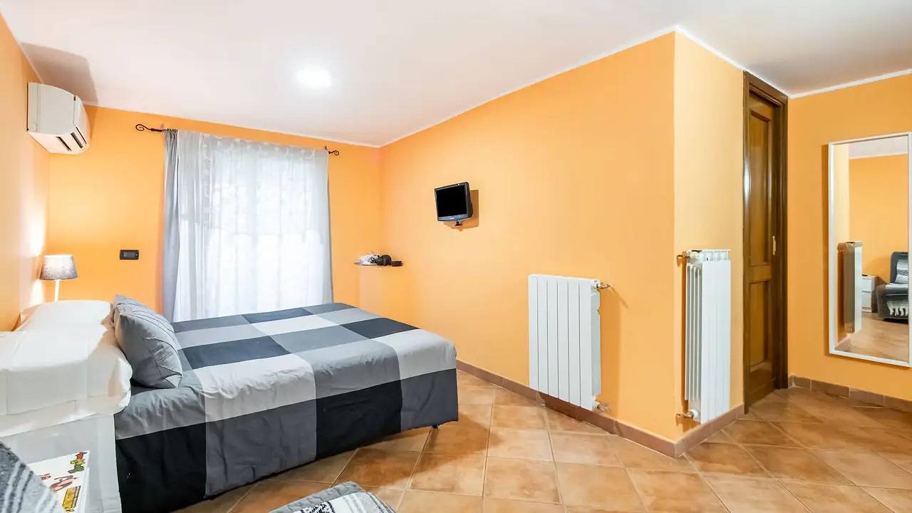 Villa per 7 persone con piscina in Monte Rotondo, Provincia di Roma