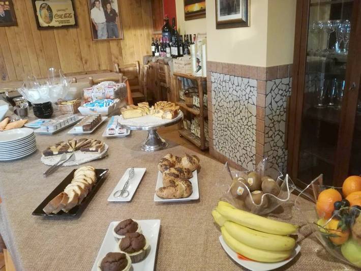 Hôtel pour 4 personnes, avec piscine ainsi que jardin et jacuzzi, adapté aux familles à Veroli - 3