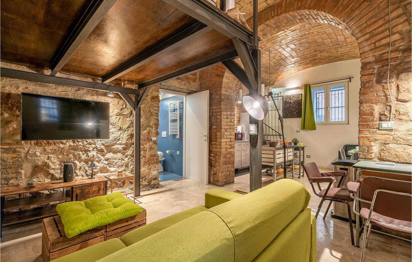 Geheel vakantieappartement, Gezellig appartement met wifi en airconditioning, vlakbij bars en restaurants in Rome, Provincie Rome