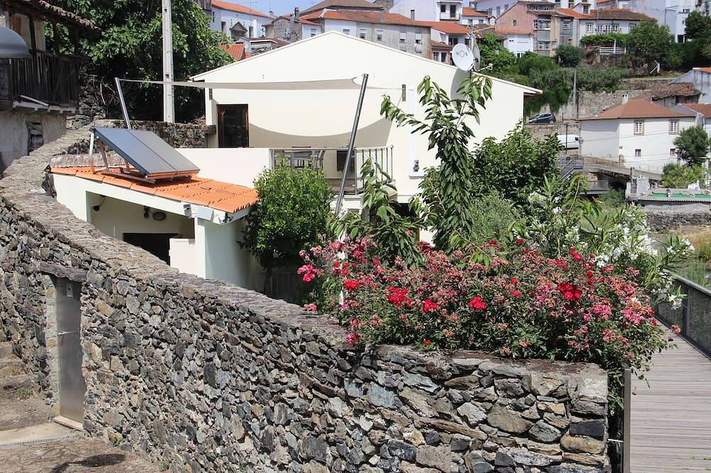 Huis / villa - Bragança met zwembad, foto 15