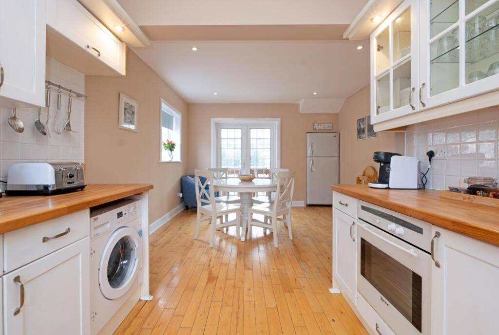 Four-Bedroom House in Sandbanks, Poole