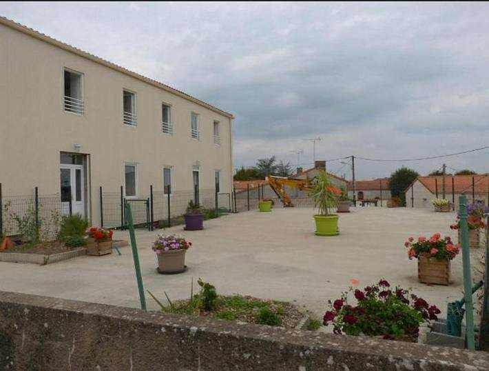 Location de vacances pour 10 personnes, avec jardin et terrasse dans La Chapelle-Largeau - 2