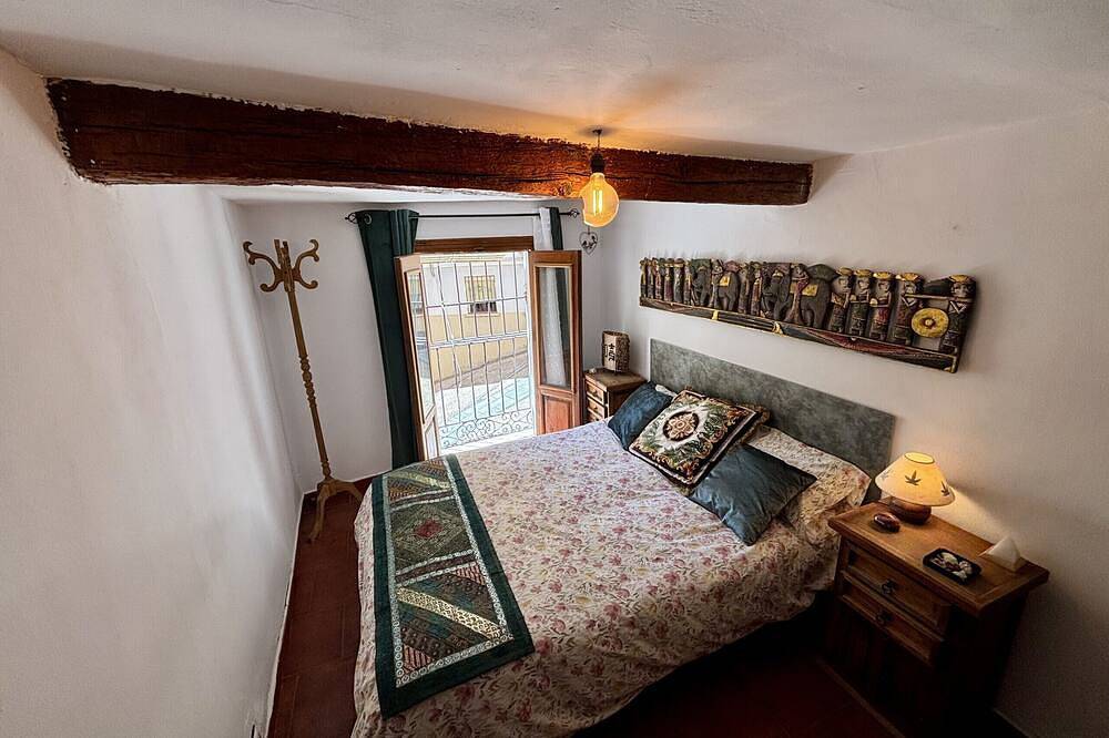 Entire apartment, La Casita del Salvador by Gloove in Cuenca, Cuenca Province