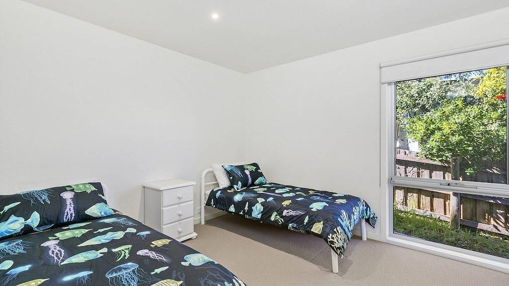 Sunhaven - 200 m vom Strand entfernt, mehrere Wohnräume, modernes Design in Lorne, Great Ocean Road