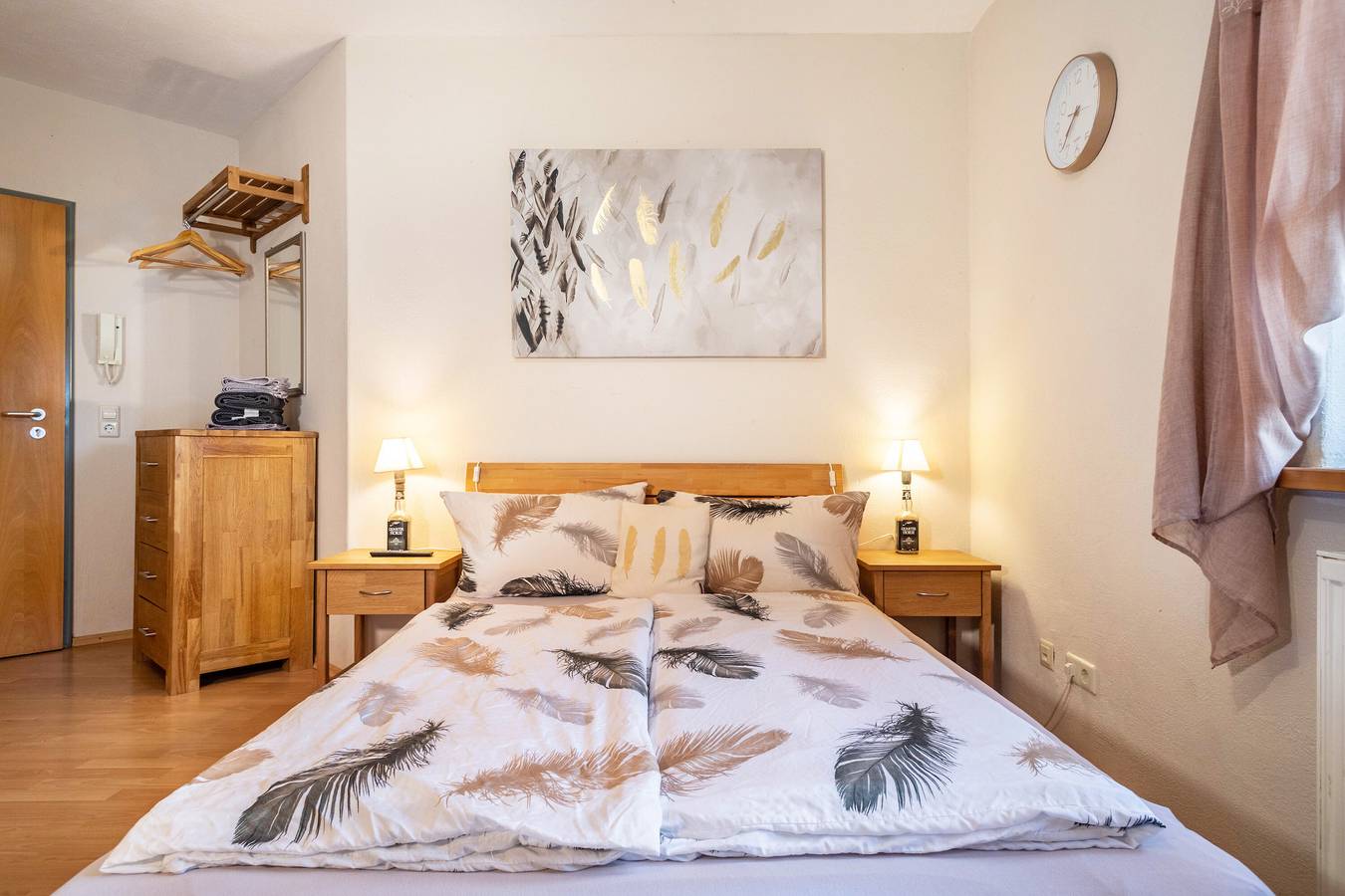 'Zimmer 6', großes gemütliches Zimmer für 2-3 Personen in Ravensburg, Region Bodensee-Oberschwaben