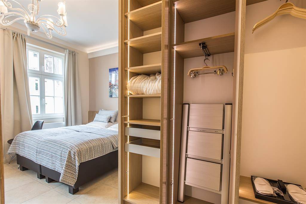 Geheel vakantieappartement, Tweepersoonskamer, douche, Wc, deluxe in Osnabrück, Osnabrück en omgeving