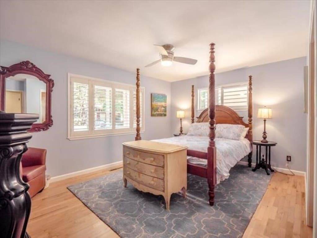 Pot Belly Beach House! Das Beste aus beiden Welten, Sie haben nicht nur den Strand, Sie sind auch von wunderschönen Wäldern umgeben! in Capitola, Santa Cruz County