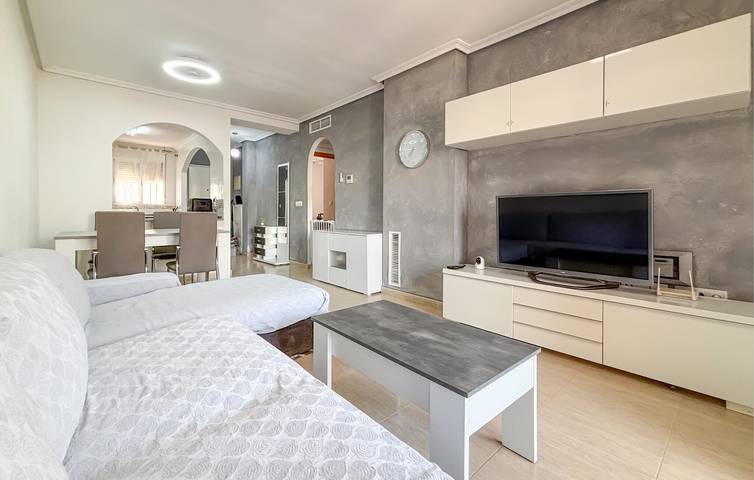 Holiday apartment for 4 people, with pool and terrace, with pets - 1