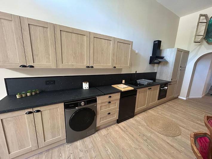 Gîte pour 10 personnes, avec terrasse, animaux acceptés à Plounéventer - 2