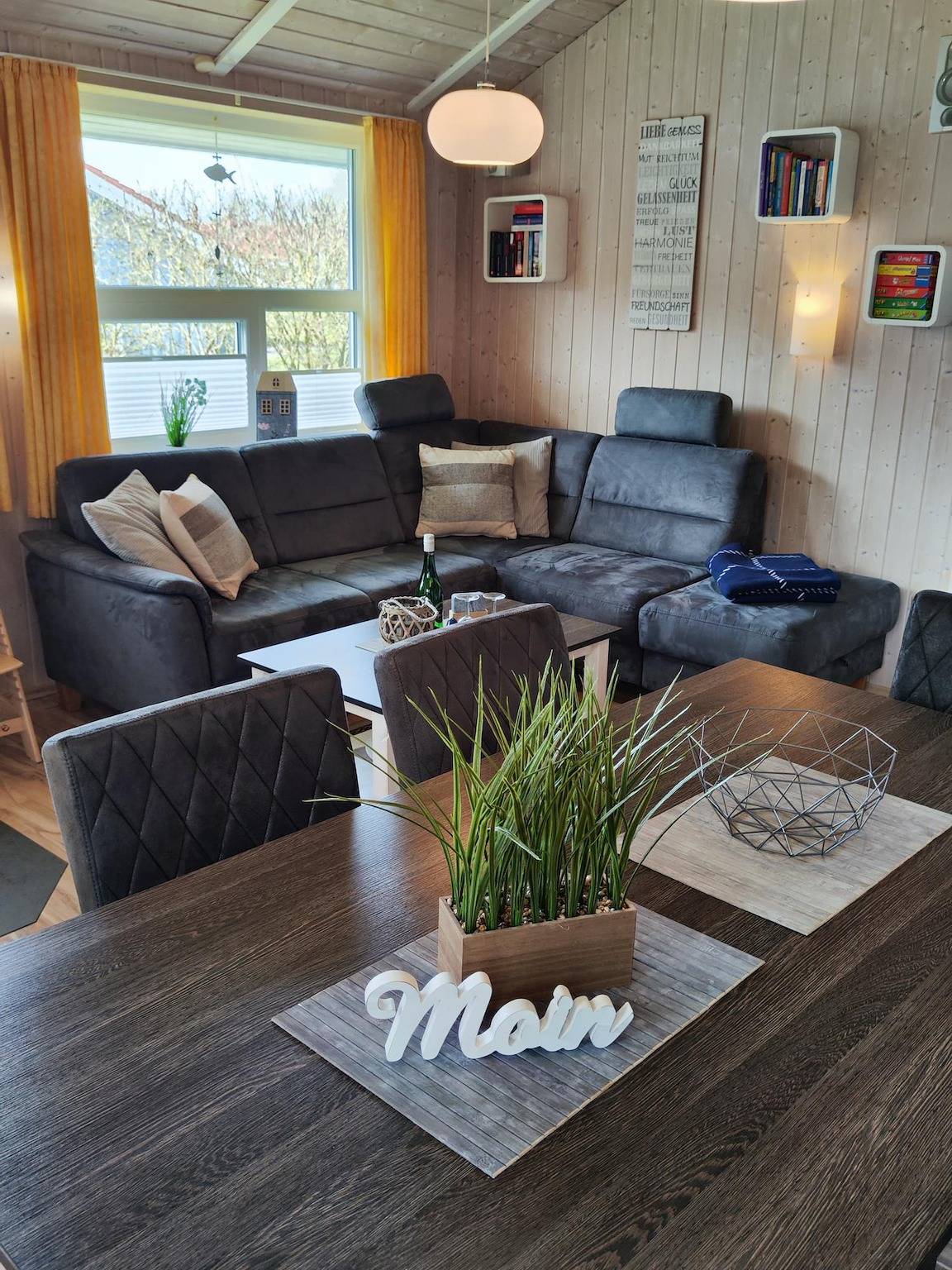 Kinderfreundliches Ferienhaus f?r 6 Personen mit Sauna, Whirlpool und Kaminofen in Otterndorf in Otterndorf, Cuxland