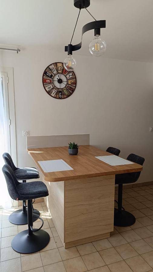 Gîte pour 2 personnes, avec jardin, animaux acceptés à Villard-Bonnot