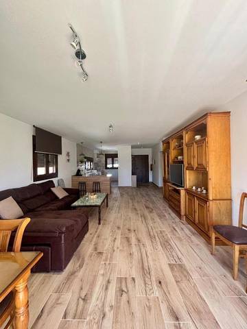 Gîte pour 6 personnes, avec vue et jardin à Hoyos