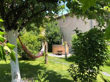 Gîte pour 2 personnes, avec jacuzzi ainsi que sauna et terrasse à Montreuil-Bellay
