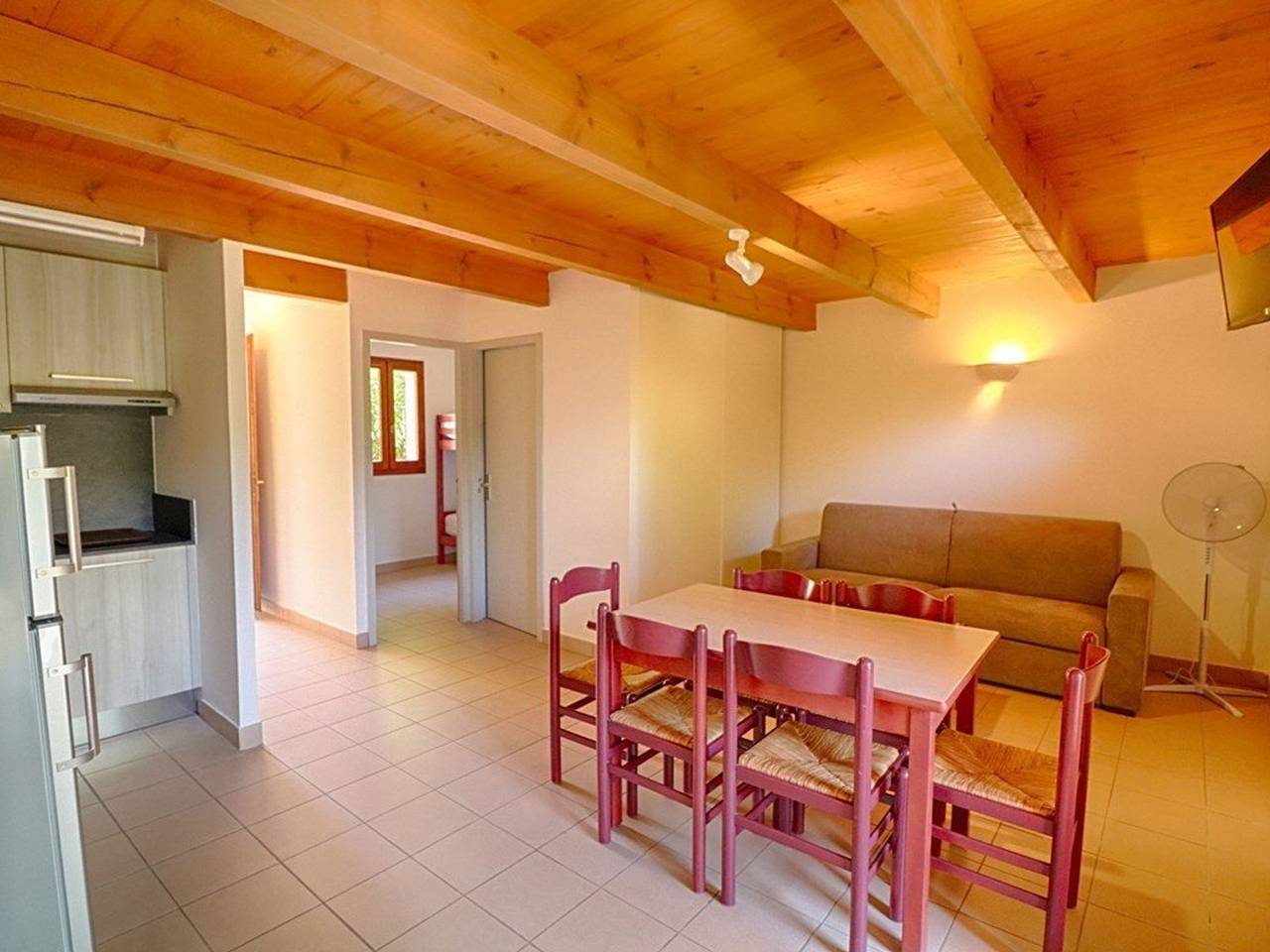 Apartamento entero, Apartamento con Jardín, 3 Piezas para 6 Personas, Cerca de la Playa - Calcatoggio in Tiuccia, Calcatoggio