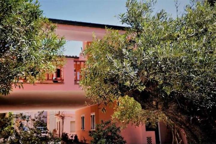 Ferienhaus für 6 Personen, mit Terrasse und Garten - 1