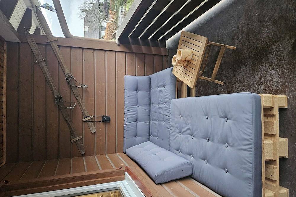 Ganze Wohnung, Angenehme Wohnung für 5 Leute mit  W-Lan, Tv und Terrasse in Ruschein, Alpenarena