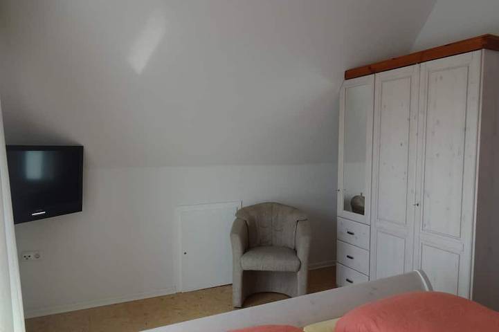 Gemütliches Ferienhaus für bis zu 5 Personen in ruhiger Lage von Greetsiel in Greetsiel, Krummhörn