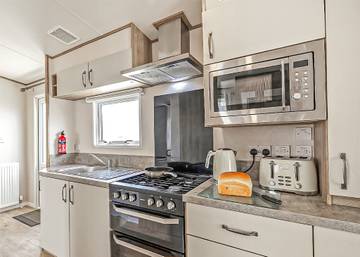 Glamping for 6 People in Clacton-on-Sea, Essex, Photo 4