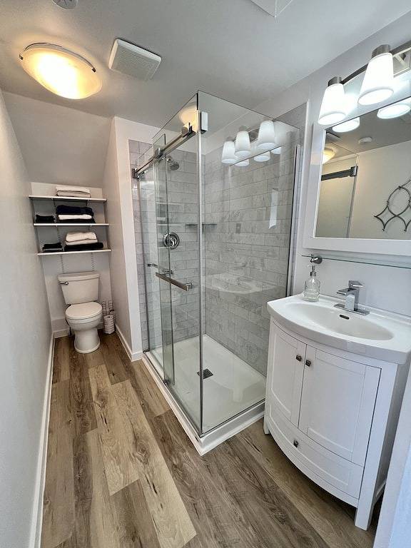 Chalet for 13 People in Quebec, Canada