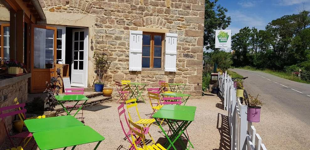 Location de vacances pour 4 personnes, avec terrasse ainsi que jardin et vue à Solutré-Pouilly - 4