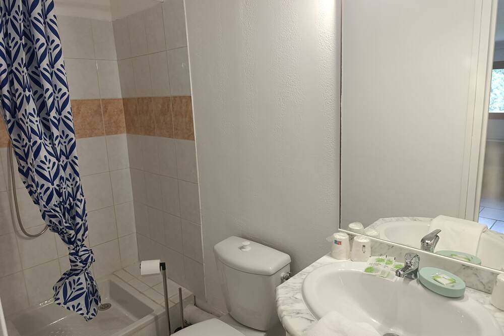 Comfortable room with mountain view. Pets allowed  in Le Vernet (Alpes-de-Haute-Provence), Alpes de Alta Provenza