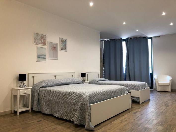 Hôtel pour 2 personnes, avec Balcon et Terrasse ainsi que Jardin et Bassin pour enfant