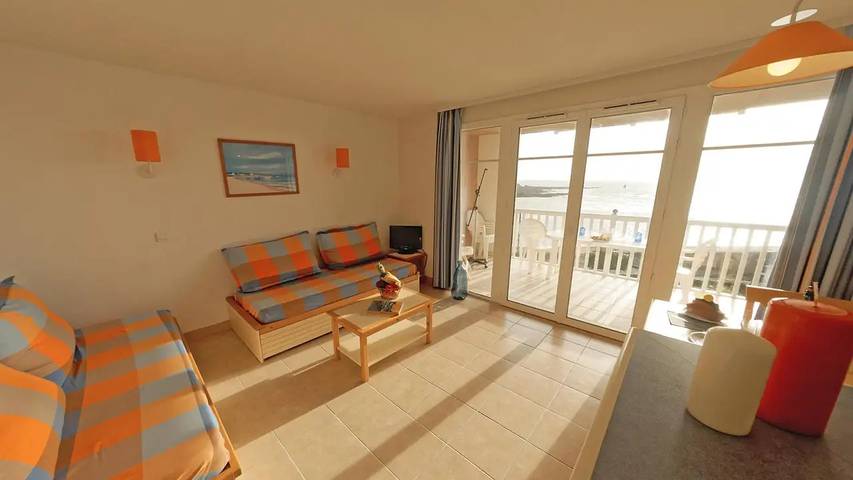 Gîte pour 5 personnes, avec Piscine dans Plage Tres-Cadec - 3