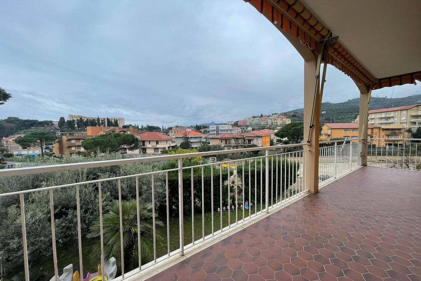 Ganze Wohnung, La Pietra sul Mare in Pietra Ligure, Pietra Ligure Gemeinde