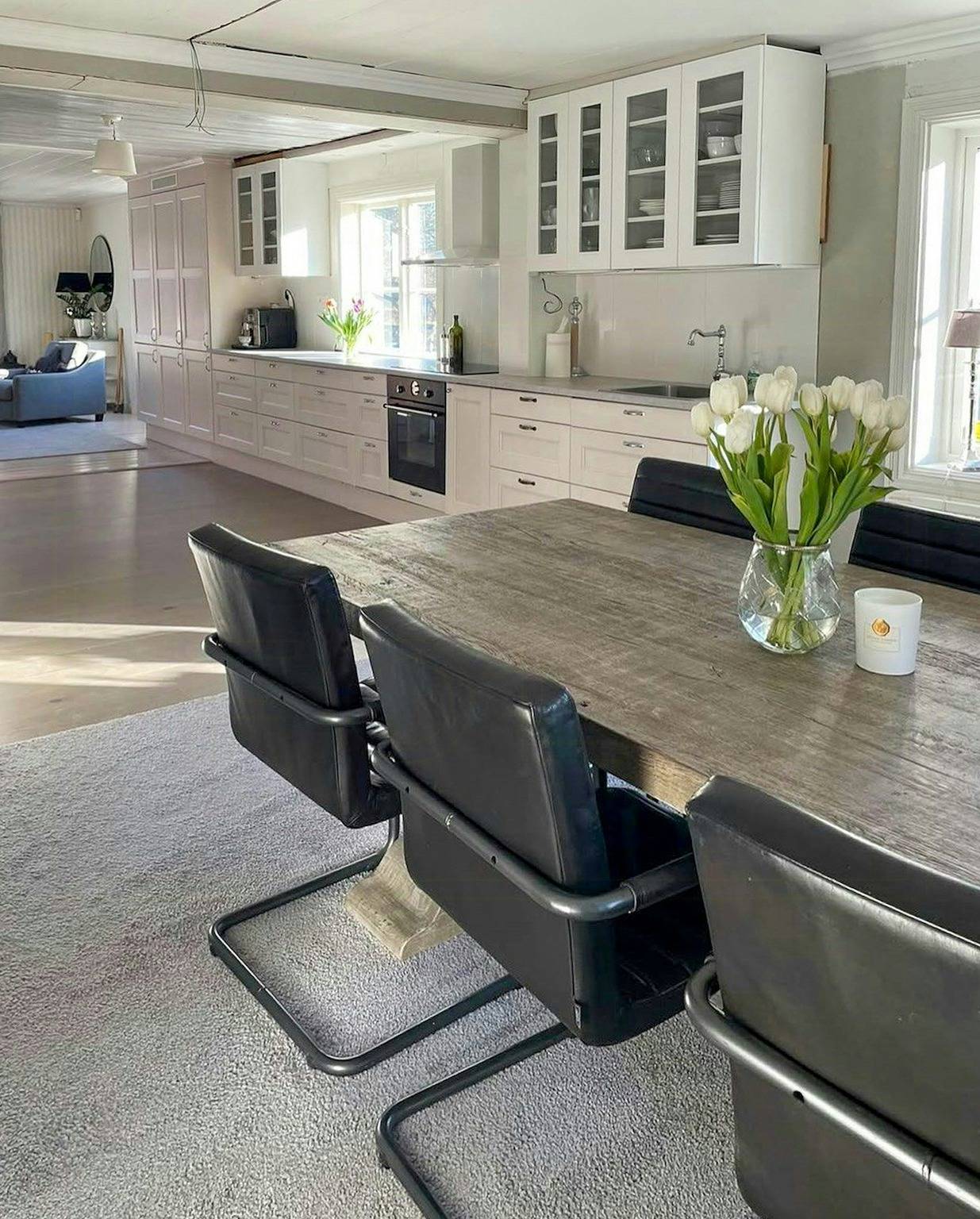 1800er-Haus mit Pool in der Nähe eines Sees bei Stensättra in Huddinge, Schwedische Ostsee