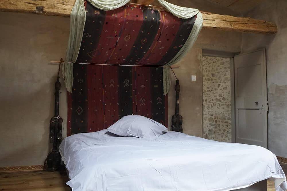 River House in medieval bastide - Sleeps up to 6 in Chalabre, Région de Limoux