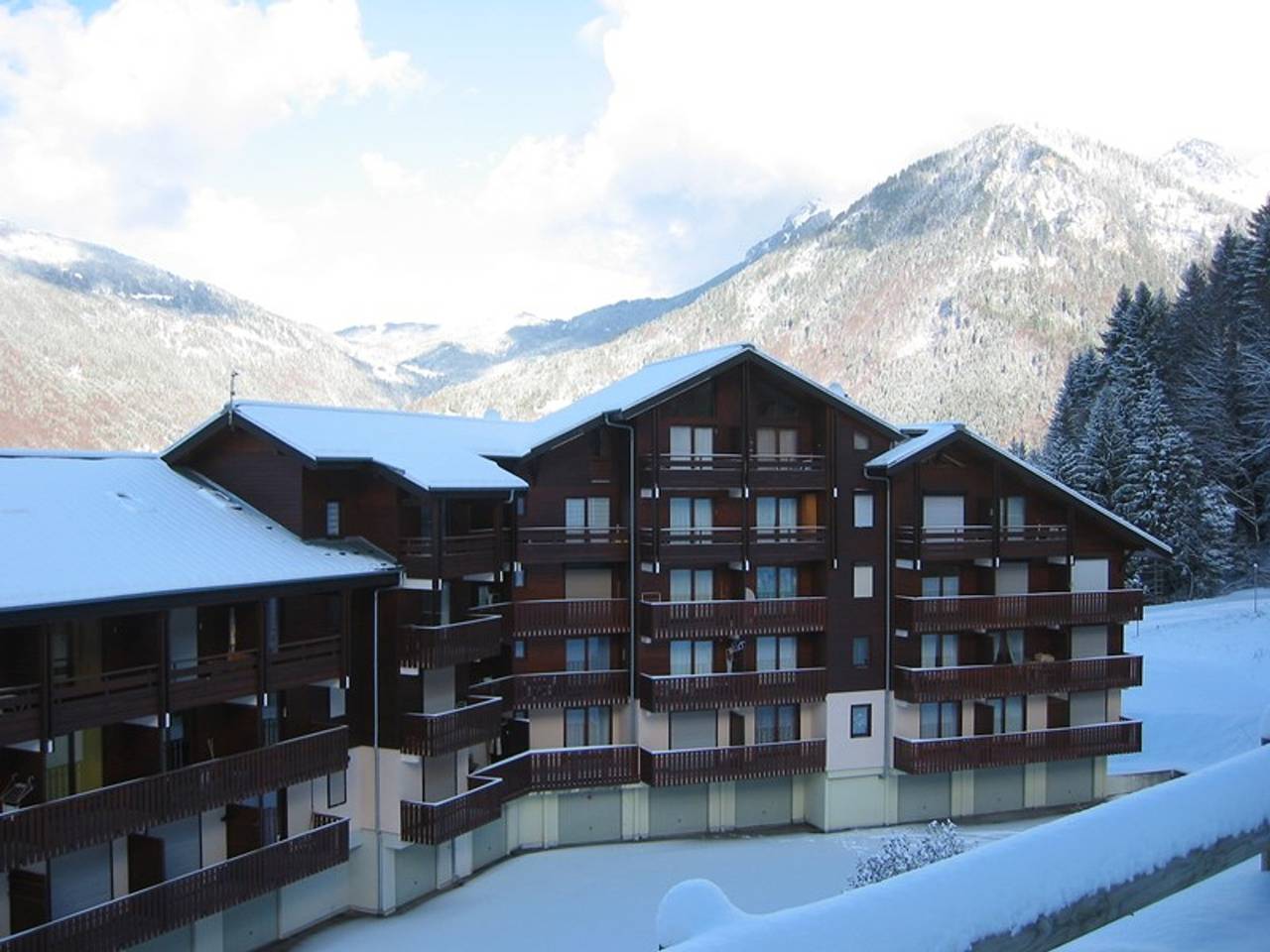 Ganzes Studio, 21m² Studio zur Miete in St Jean d'Aulps, direkt an den Pisten in Saint-Jean-d'Aulps, Les Portes du Soleil