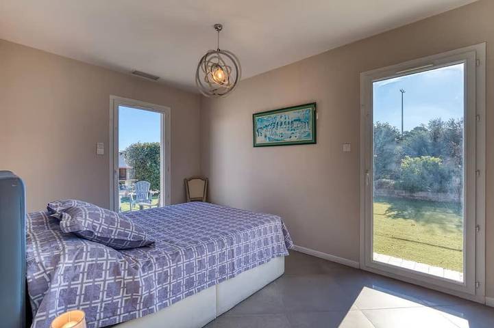Location de vacances pour 7 personnes, avec jacuzzi et jardin à Alignan-du-Vent - 4