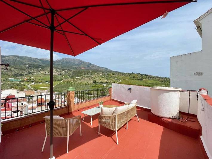 Apartamento para 4 personas, con Terraza y Vistas en Alozaina