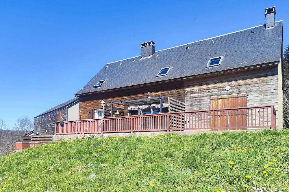 Amazing home in La Salvetat-sur-Agout with Wifi in La Salvetat-sur-Agout, Béziers region