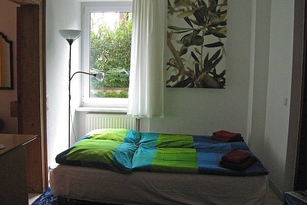 Ganze Wohnung, Ferienwohnung im alten Winzerhaus, 55qm, 1 Schlafzimmer, max. 4 Personen in Oberrotweil, Vogtsburg im Kaiserstuhl